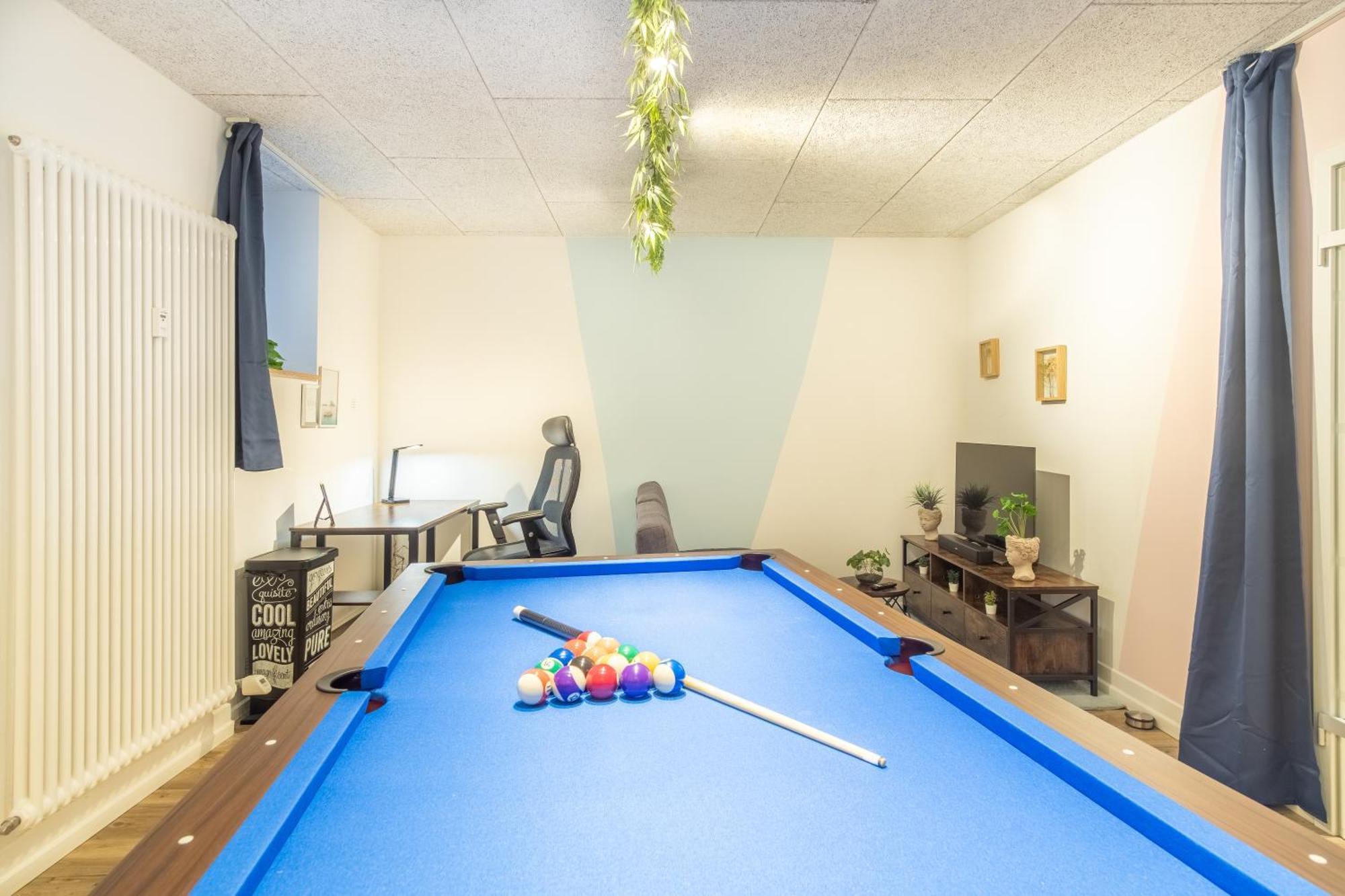 Апартаменты Pool Table Heaven, Workstation, 4K Tv, Netflix Лейпциг Экстерьер фото